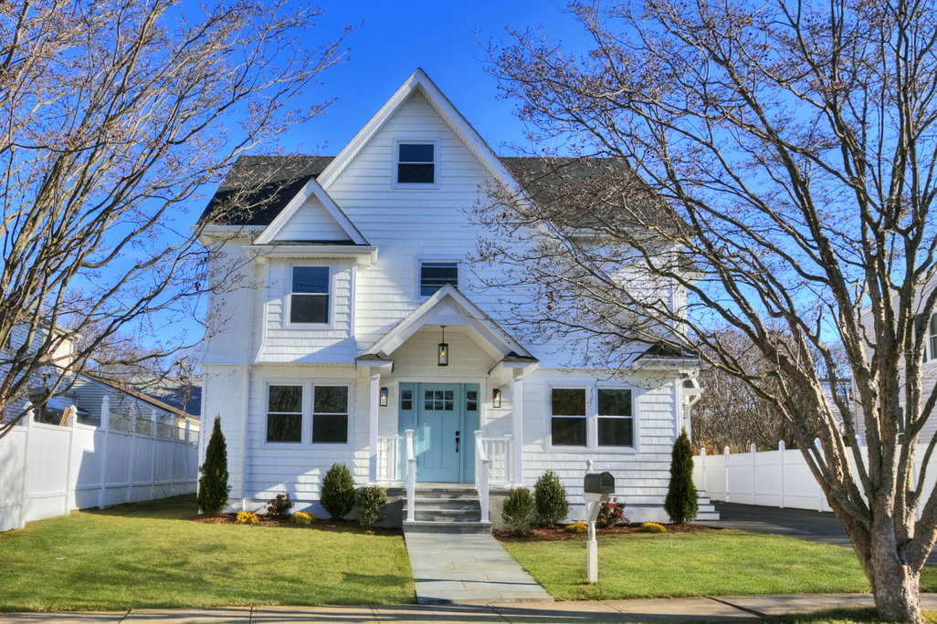 138 Arbor Terrace Front